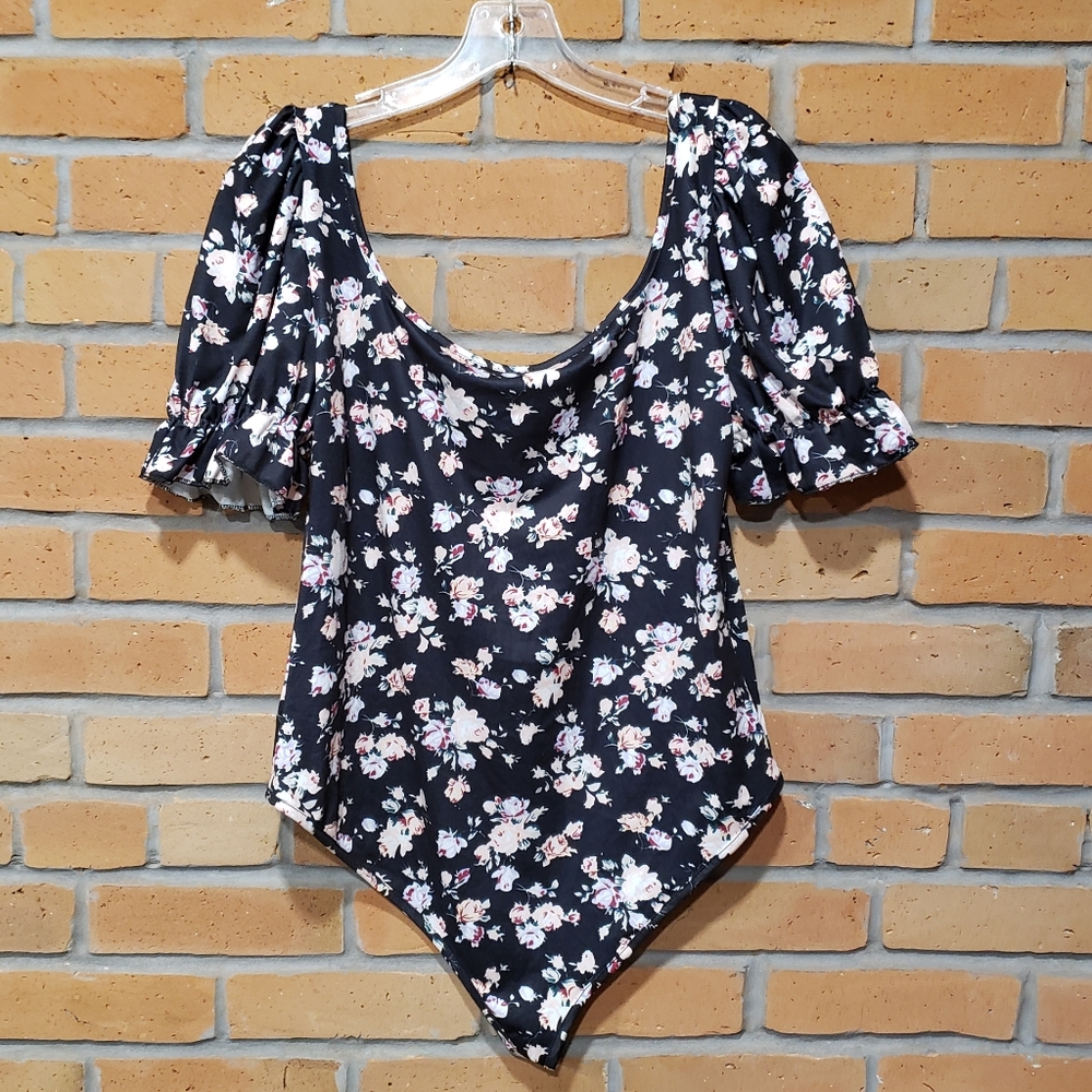 2X Floral Peasant Short Sleeve Bodysuit